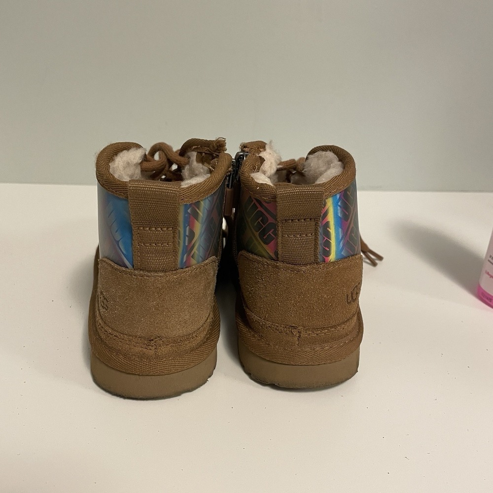 UGG Neumel Chromatic Shoes Chestnut Kids Size 12 Iridescent Chukka Rainbow‎ - Picture 6 of 8